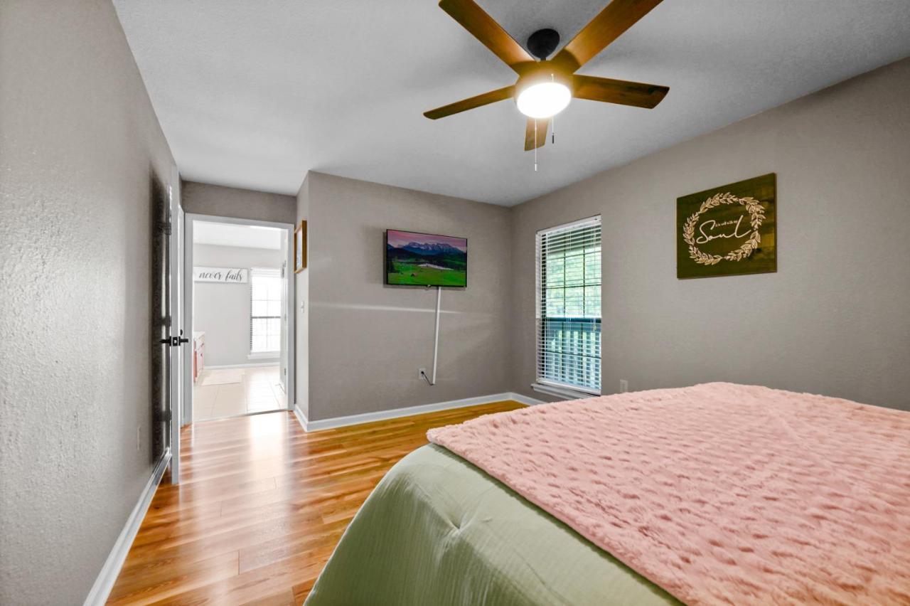Private Mountain Cabin, Hot Tub Escape In The Smokies, With The View Sevierville Exteriör bild