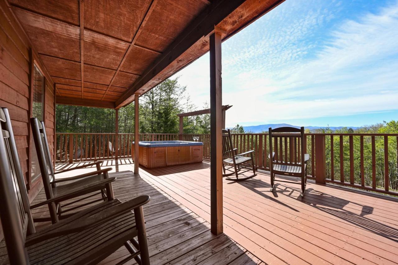 Private Mountain Cabin, Hot Tub Escape In The Smokies, With The View Sevierville Exteriör bild