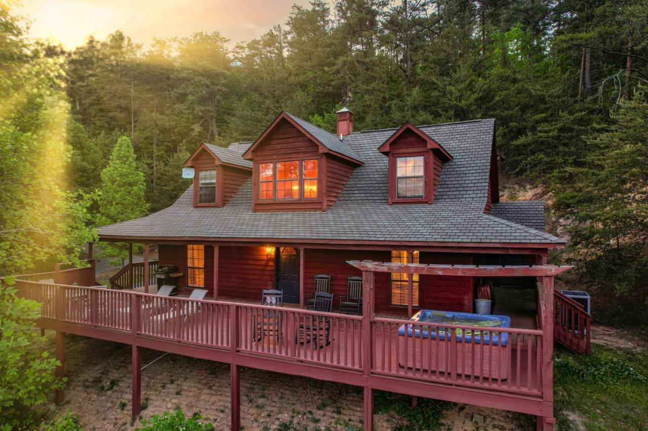 Private Mountain Cabin, Hot Tub Escape In The Smokies, With The View Sevierville Exteriör bild